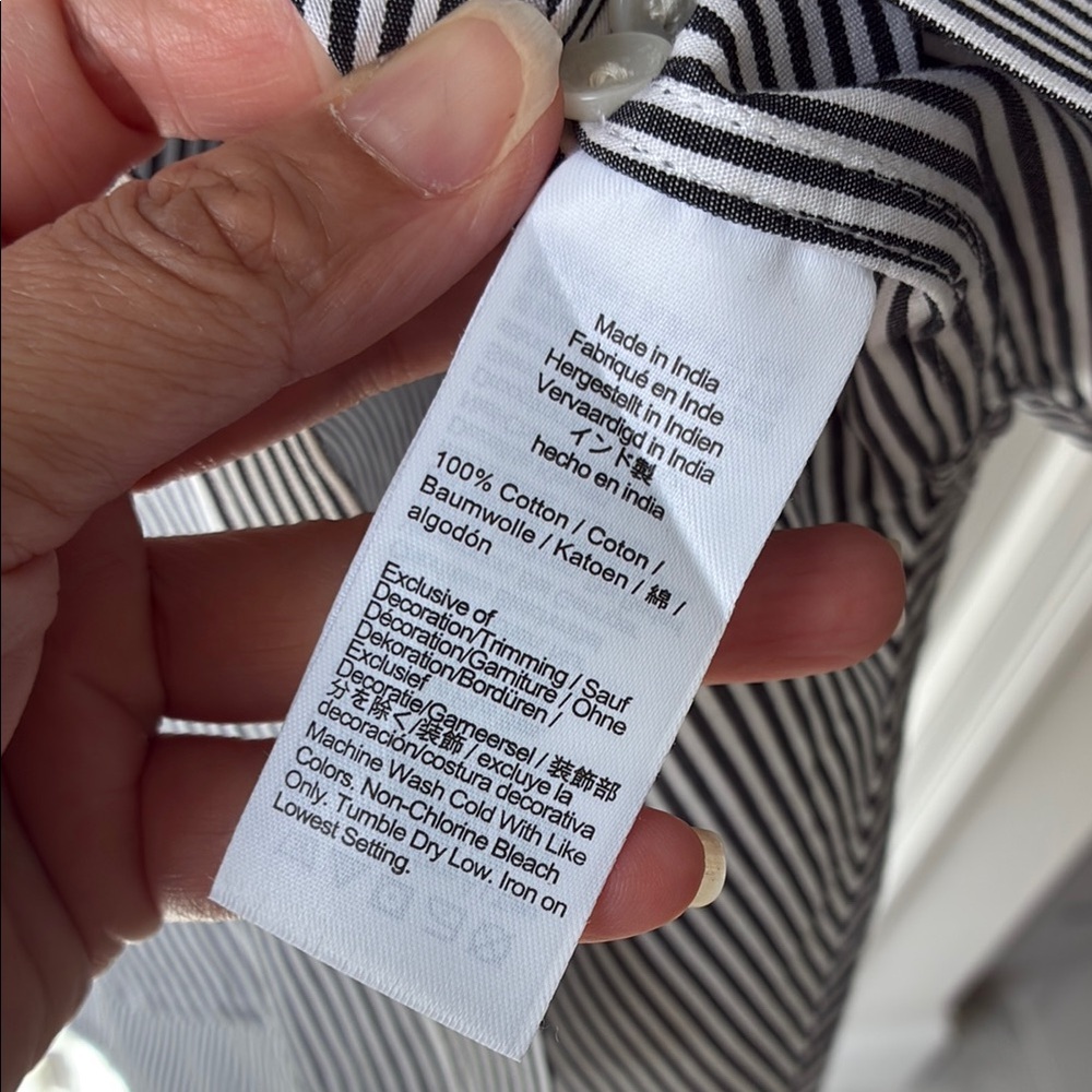 J. Crew Limited Edition New Yorker Étienne oversized poplin shirts - Picture 8 of 8